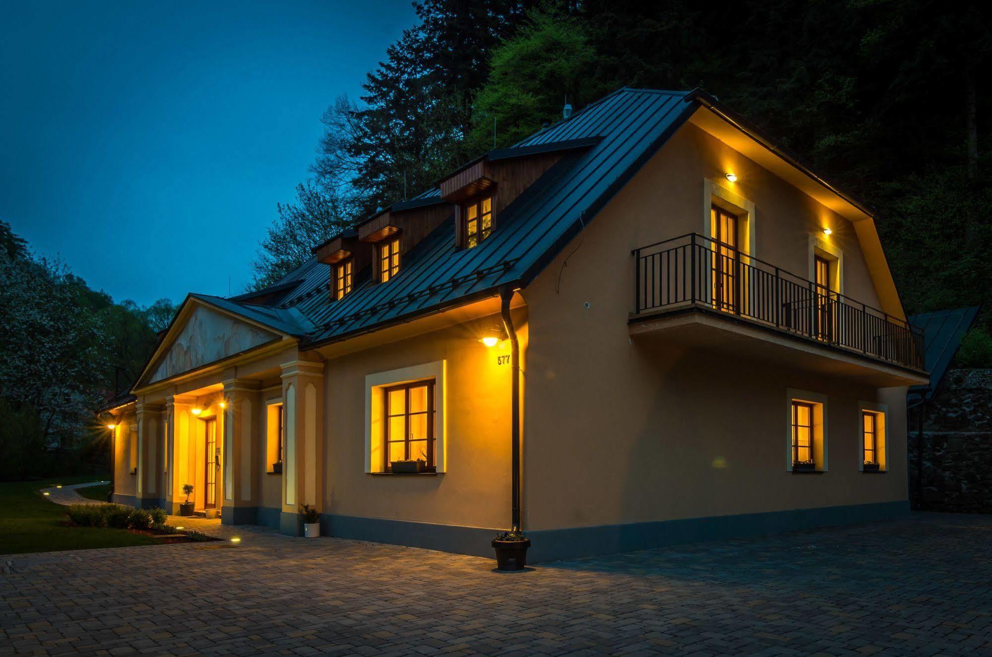 Apartmany Weissov Dom Banska Stiavnica Luaran gambar
