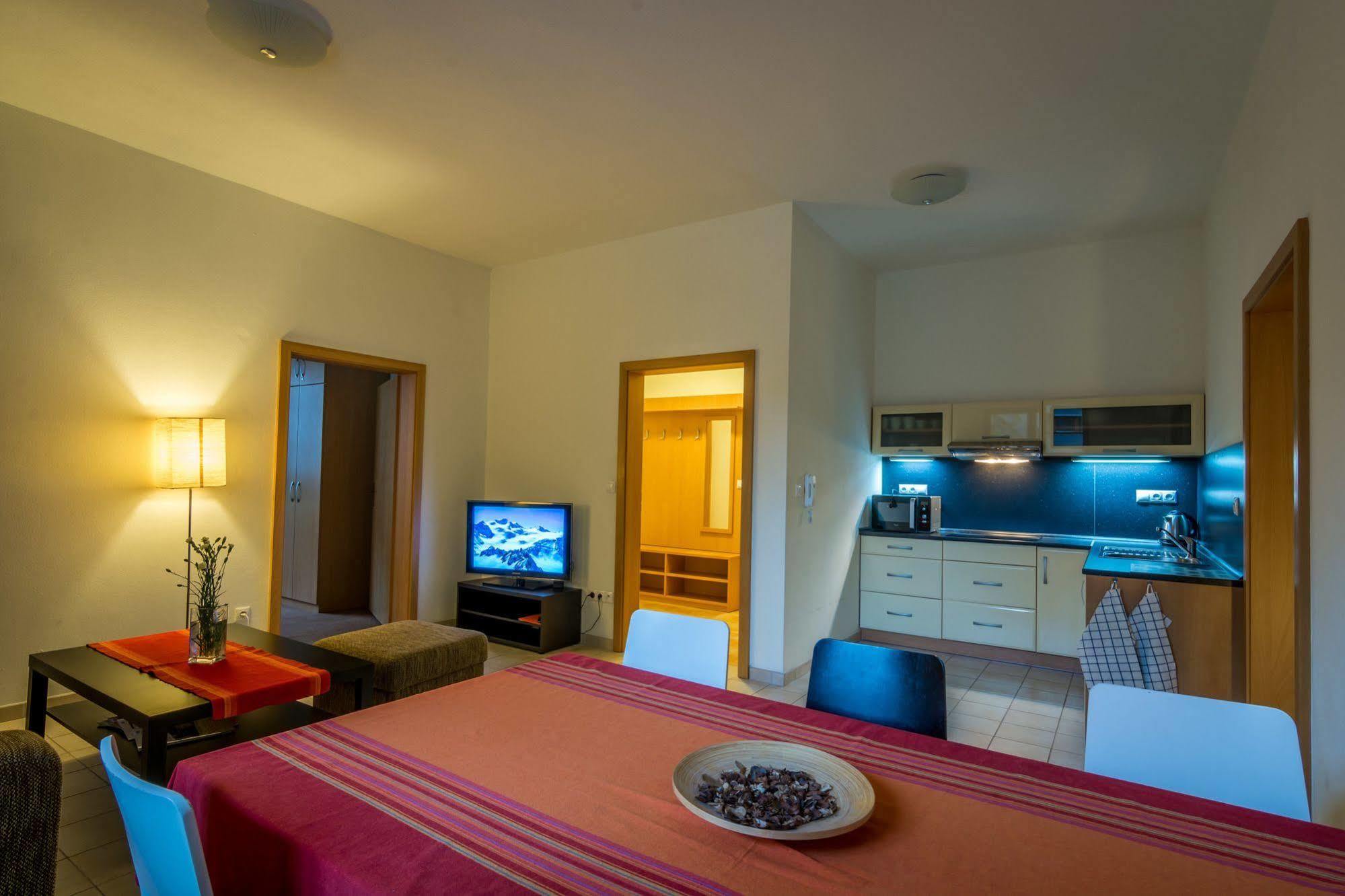 Apartmany Weissov Dom Banska Stiavnica Luaran gambar