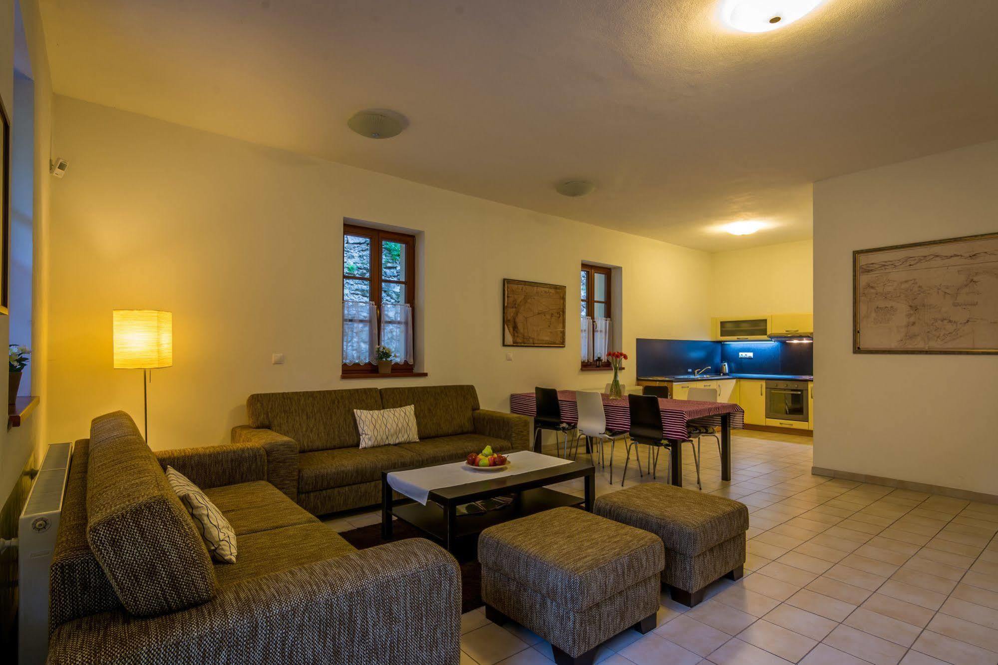 Apartmany Weissov Dom Banska Stiavnica Luaran gambar